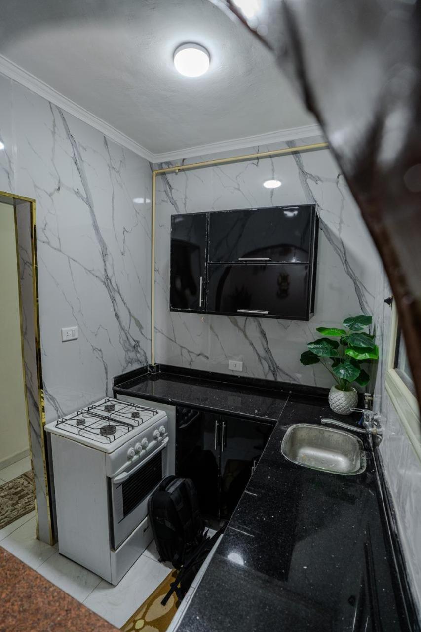 Madaress St Apartment *